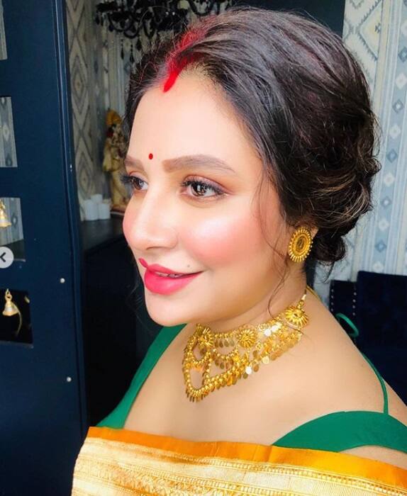 গত ১১ মে দ্বিতীয় বিবাহবার্ষিকী পালন করেন রাজ-শুভশ্রী। বাবা-মা হওয়ার খবরটা  সোশ্যাল মিডিয়া অ্যাকাউন্টে সেদিনই ভাগ করে নিয়েছিলেন তাঁরা। 