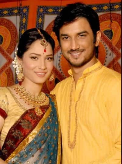 অঙ্কিতার দাবি, সুশান্তের রানি দিদির সঙ্গেও তাঁর কথা হয়। 'বাগী থ্রি'র ট্রেলার মুক্তির পর রানিই তাঁকে ফোন করেন। জানান, সুশান্ত তাঁর চণ্ডীগড়ের বাড়িতে প্রায় এক বছর পর দেখা করতে গিয়েছিল। কিন্তু তারপর আবার যোগাযোগ বিচ্ছিন্ন হয়ে যায়।
