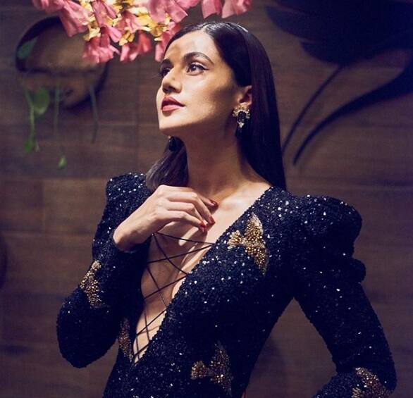 অনেকেই হয়ত জানেন না, তাপসী অভিনয়ের পাশাপাশি একটি ইভেন্ট ম্যানেজমেন্ট কোম্পানি চালান। তার নাম 'দ্য ওয়েডিং ফ্যাক্টরি'।