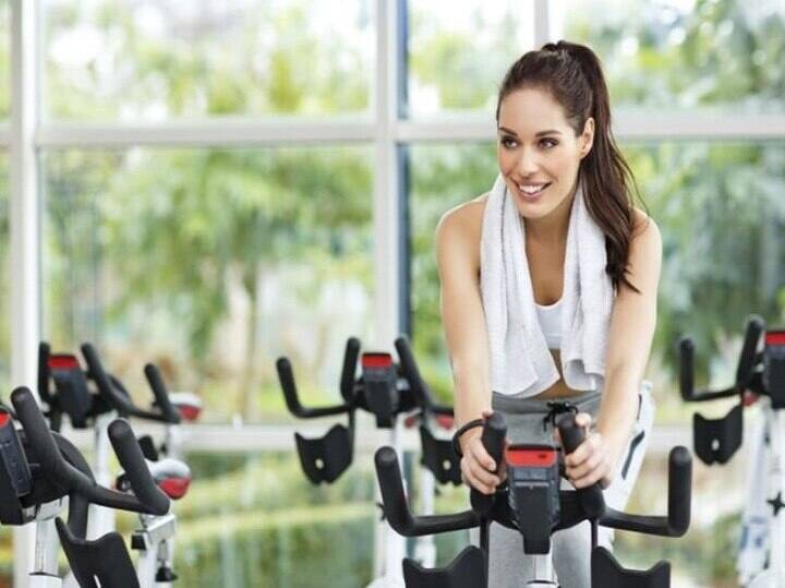 Heart Disease Cardiovascular Problems in Women need flexible lifestyle মহিলাদের হৃদরোগের ঝুঁকি কমানোর জন্য নিয়মিত ব্যায়াম, শারীরিক সক্ষমতা বাড়ানো জরুরি, বলছেন গবেষকরা