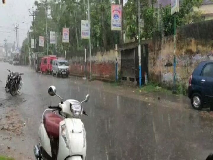 Heavy to very heavy rains expected in next 48-hours in Kolkata, South Bengal উত্তর বঙ্গোপসাগরে নিম্নচাপ, আজ থেকে দক্ষিণবঙ্গে ভারী থেকে অতি ভারী বৃষ্টির সম্ভাবনা