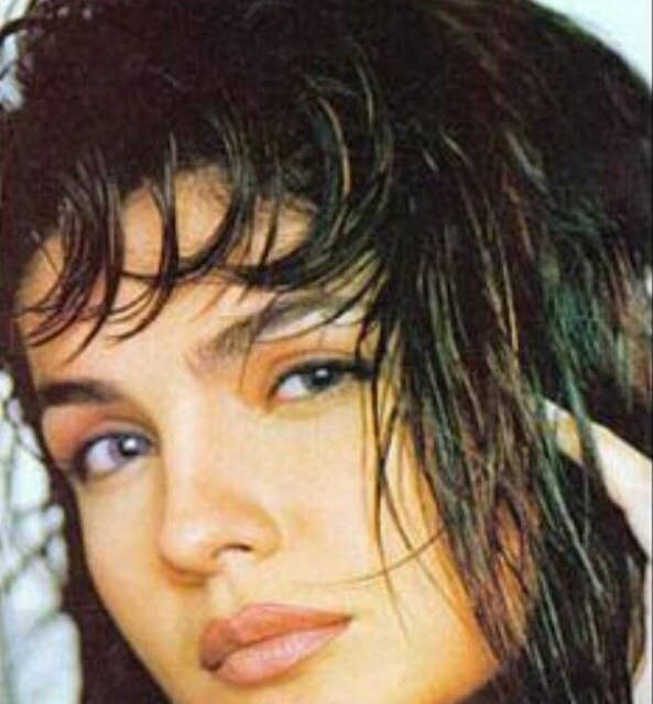 ১৯৯১ এ মহেশ ভট্টের পরিচালনায় পূজা ভট্ট ও সঞ্জয় দত্ত অভিনীত সড়ক ছবিটি কেই বা ভুলতে পারে? তারই সিক্যুয়েল এই ছবি।