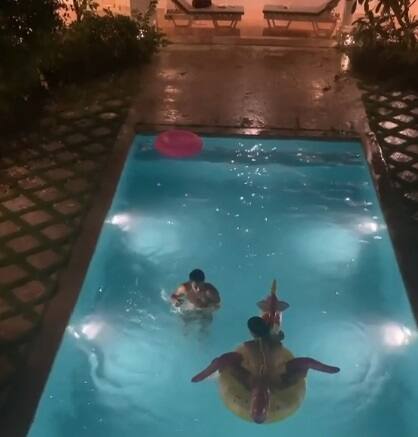 সব ছবি সারার ইনস্টাগ্রাম থেকে নেওয়া।