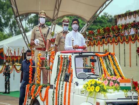 রাঁচির মোরাদাবাদি গ্রাউন্ডে স্বাধীনতা দিবসের অনুষ্ঠানে যোগ দেন ঝাড়খণ্ডের মুখ্যমন্ত্রী হেমন্ত সোরেন। ছবি সৌজন্যে পিটিআই