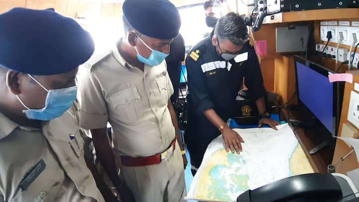 উভয় পক্ষের মধ্যে প্রতিনিয়ত সফল যোগাযোগ স্থাপন হলে তবেই সমন্বয় গড়ে উঠবে।