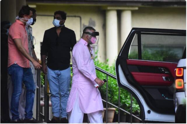 আপাতত বেশ কিছু পরীক্ষা করা হবে তাঁর।