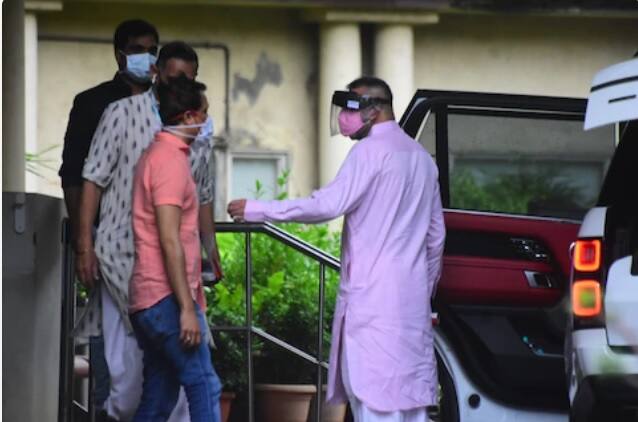 সব ছবি - মানব মঙ্গলানি।