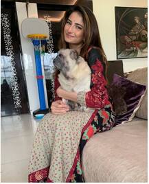 সম্প্রতি পা রেখেছেন অভিনয় জগতে, সোশ্যাল মিডিয়ায় ভাইরাল শ্বেতা তিওয়ারির মেয়ে পালকের ছবি