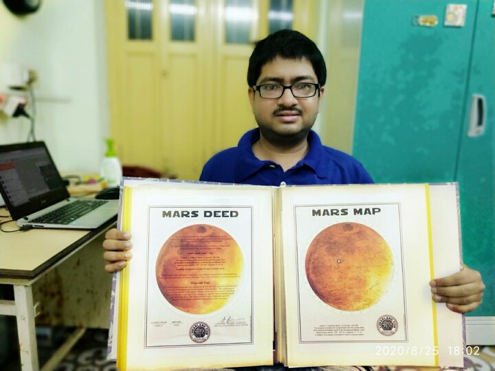 A man from Serampore created history by purchasing land in Mars মঙ্গলগ্রহে জমি কিনেছেন, নাসার চন্দ্রযানের শৌচাগারের নকশা তৈরি করে নজির শ্রীরামপুরের যুবকের