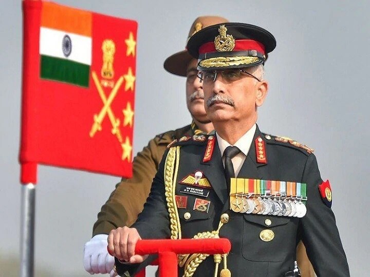  Army Chief MM Naravane  Says Security along LAC enhanced situation delicate and serious এলএসি-র পরিস্থিতি  উত্তেজনাপূর্ণ, যে কোনও চ্যালেঞ্জের মোকাবিলায় প্রস্তুত সেনা, লাদাখে চিনকে হুঁশিয়ারি সেনাপ্রধানের