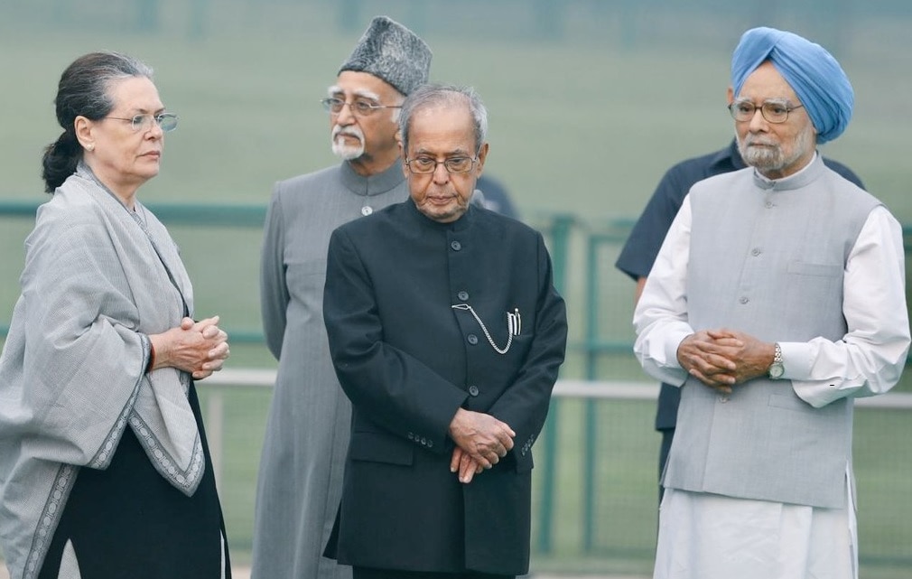 ম্যাজিক ফিগার ছিল প্রণব দার পকেটে, ভোটাভুটিতে হারিয়ে মুচকি হেসেছিলেন, ভাবটা ছিল ‘কেমন দিলাম’