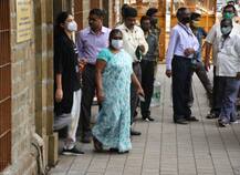 গ্রেফতারির পর ভাইয়ের সঙ্গে রাতের খাবার খাওয়া, সকালে জেল-যাত্রা, দেখুন রিয়ার গত ২৪ ঘণ্টা এক ঝলকে