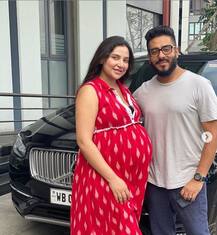 মা হতে আর দিনকয়েকের অপেক্ষা!  শুভশ্রীর সঙ্গে নতুন ছবি পোস্ট করলেন হবু বাবা রাজ