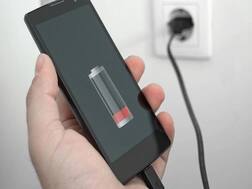 বারবার চার্জ করতে হয় স্মার্টফোন? দেখে নেওয়া যাক ব্যাটারির মেয়াদ বাড়ানোর কিছু টিপস