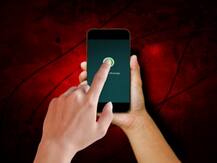 মাল আছে? হ্যাশ,  উইড নয় কিন্তু!  এনসিবি নজরে এবার দীপিকা-করিশ্মার হোয়াটসঅ্যাপ চ্যাট