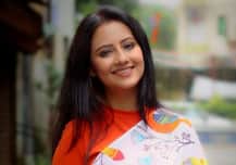 শাশুড়ির দেওয়া শাড়ি পরে বিয়ে, মধুচন্দ্রিমায় শান্তিনিকেতনে মানালি-অভিমন্যু