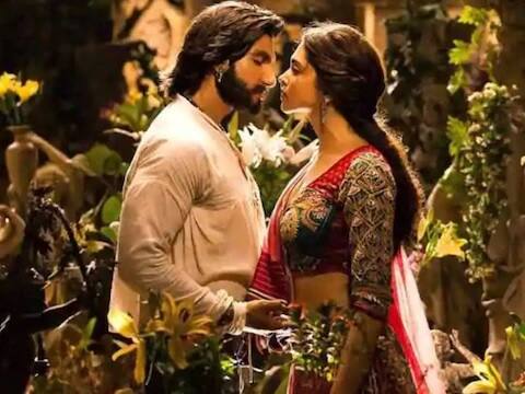 ২০১৩ সালে রণবীর সিংহ ও দীপিকা পাড়ুকোনের ছবি ’গলিয়োঁ কি রাসলীলা: রামলীলা‘ নিয়েও যথেষ্ট বিতর্ক হয়েছিল।