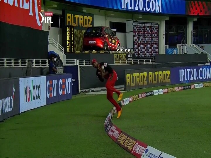 ipl 2020-rcb-vs-dc-devdutt padikkal catches amazing catch video goes viral বাউন্ডারি লাইনে শ্রেয়সের দুরন্ত ক্যাচ দেবদত্তর, ভিডিও ভাইরাল সোশ্যাল মিডিয়ায়