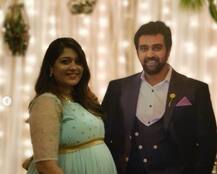 ৪ মাস হল মারা গেছেন স্বামী, এভাবেই অভিনেতা চিরঞ্জীবীর কাটআউটকে সঙ্গী করেই সাধ খেলেন স্ত্রী