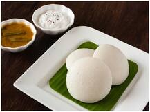 ইডলিকে ‘বোরিং’ খাবার বলায় ট্রোলড ব্রিটিশ অধ্যাপক, আসরে শশী থারুর