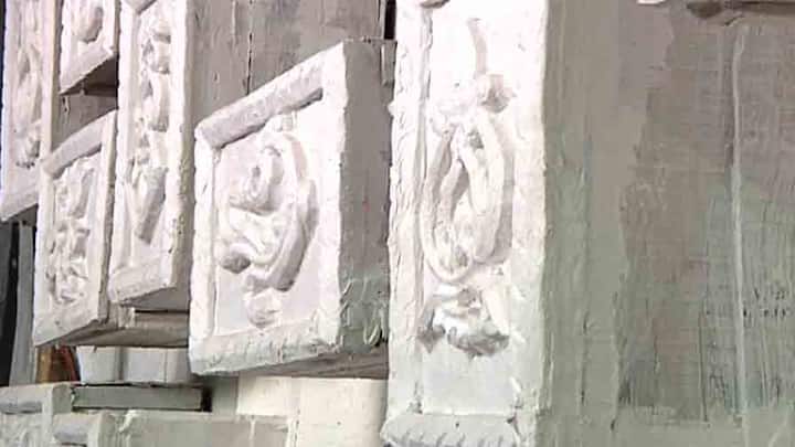 কোভিড বিধি মেনে তৈরি হচ্ছে খোলামেলা মন্ডপ। মানা হবে সমস্ত সুরক্ষাবিধিও।