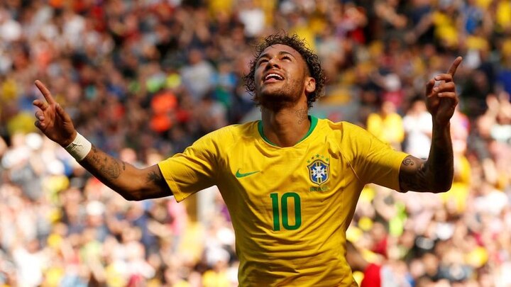 Neymar surpasses Ronaldo as Brazil's second-highest goalscorer টপকে গেলেন রোনাল্ডোকে, ব্রাজিলের দ্বিতীয় সর্বোচ্চ গোলদাতা নেইমার