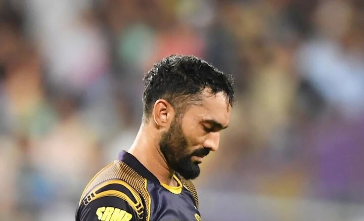 Hope KKR doesn't go astray from here: Irfan Pathan reacts after Dinesh Karthik steps down as captain কেকেআর বোধ হয় আর নীচে নামবে না! কার্তিক 'বিদায়ে' ক্ষুব্ধ ইরফান