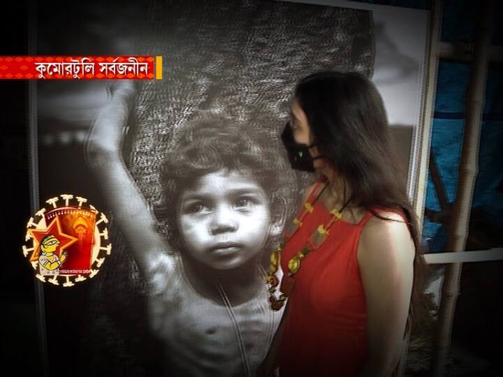 বিভিন্ন ছবিতে সাজানো হয়েছে মণ্ডপ।