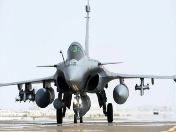 Indian Air Force gets big Rafale boost, 16 fighter jets to land in India by April বায়ুসেনার শক্তি বাড়িয়ে এপ্রিলের মধ্যে ভারতে ১৬টি রাফাল