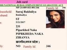 মধ্যপ্রদেশে একশো দিনের জব কার্ডে দীপিকা-দিয়া মির্জার ছবি!