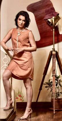 করোনা কালে বাহুল্য নয়, ছিমছাম পোশাকেই স্বতন্ত্র হোক সাজ, কীভাবে বলছেন ডিজাইনার শুচিস্মিতা ও বাপ্পাদিত্য