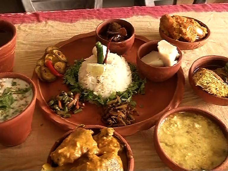 করোনাকালে নিউনর্মালে পুজোয় অনলাইনেই মিলবে ভোগ থেকে ভুরিভোজ Food and bhog will available through online order during new normal pujo করোনাকালে নিউনর্মালে পুজোয় অনলাইনেই মিলবে ভোগ থেকে ভুরিভোজ