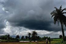 পুজোর আবহে মন খারাপের খবর!! ষষ্ঠী থেকেই নামতে পারে বৃষ্টি, চলবে অষ্টমী পর্যন্ত, পূর্বাভাস আবহাওয়া দফতরের