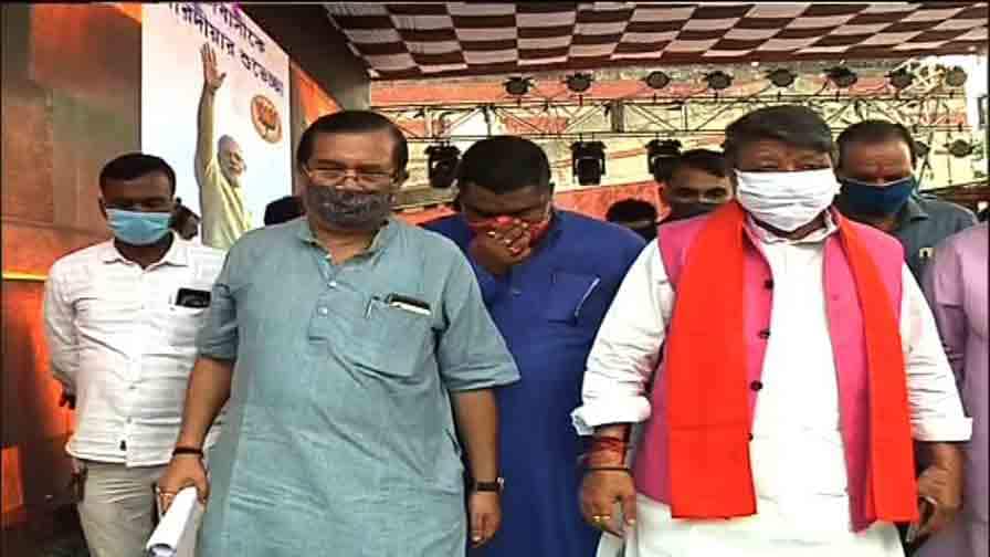 কাল ইজেডসিসি-তে রাজ্য বিজেপির মহিলা মোর্চার দুর্গাপুজোর ভার্চুয়াল উদ্বোধন মোদির, নৃত্যানুষ্ঠান ডোনা গঙ্গোপাধ্যায়ের PM Modi to inaugurate ezcc durga puja programme on Thursday কাল ইজেডসিসি-তে রাজ্য বিজেপির মহিলা মোর্চার দুর্গাপুজোর ভার্চুয়াল উদ্বোধন মোদির, নৃত্যানুষ্ঠান ডোনা গঙ্গোপাধ্যায়ের