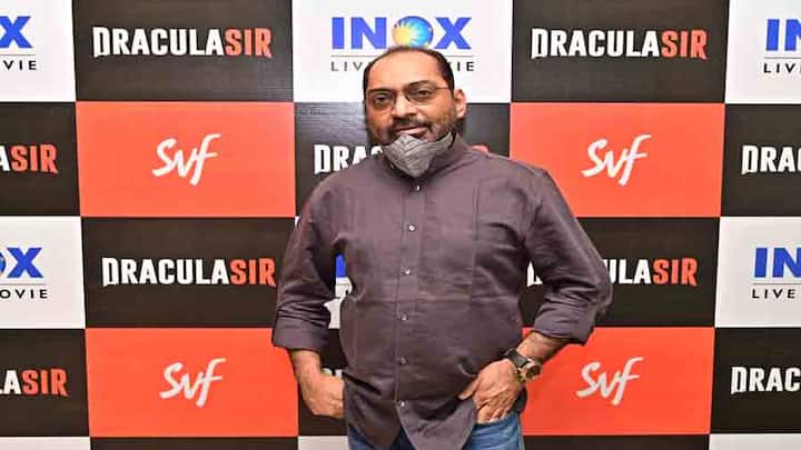 স্পেশাল স্ক্রিনিং-এ উপস্থিত ছিলেন গায়ক অনিন্দ্য।