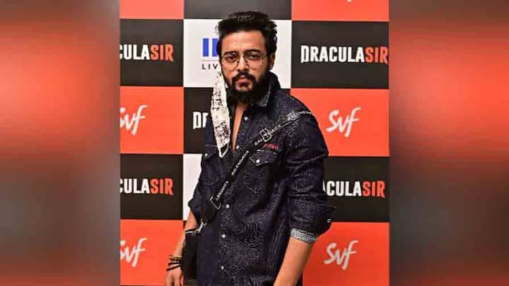 এসেছিলেন সৌরভ দাস।