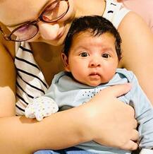 মায়ের কোলে বসেই দেখা অবাক পৃথিবী, মহাষ্টমীর সকালে শুভশ্রী-যুবানের ছবি ভাইরাল