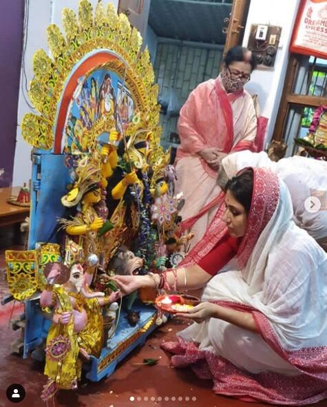 দশমীর দিনে নায়িকাকে পাওয়া গেল একেবারে অন্যরূপে।