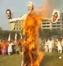 দশেরায় রাবণ-দহনে কুশপুতুলে মোদির মুখ! কৃষি আইনের বিরুদ্ধে বেনজির প্রতিবাদ পঞ্জাব-হরিয়ানায়