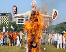 দশেরায় রাবণ-দহনে কুশপুতুলে মোদির মুখ! কৃষি আইনের বিরুদ্ধে বেনজির প্রতিবাদ পঞ্জাব-হরিয়ানায়