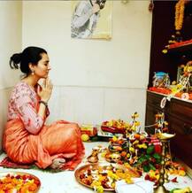 টলি থেকে টেলি, লক্ষ্মীপুজোর আয়োজনে ব্যস্ত রুপোলি পর্দার লক্ষ্মীরা