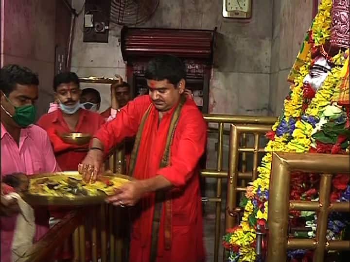 কথিত আছে, তারা মায়ের বোন মৌলাক্ষী মা। ঝাড়খণ্ডের মলুটিতে তাঁর অধিষ্ঠান। 