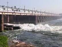 দুর্গাপুর ব্যারেজের ৩১ নং গেটের একাংশ ভেঙে বিপত্তি, হু-হু করে বেরিয়ে যাচ্ছে জল, কাল সকালের মধ্যে মেরামতির আশ্বাস সেচমন্ত্রীর