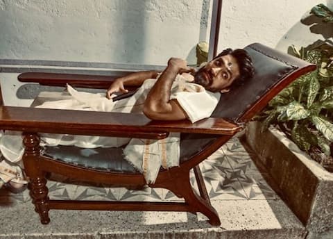 'ঠিক যেন উত্তমকুমার'...লক্ষ্মীপুজোয় গৌরবের এই ছবিটি দেখে উপছে পড়ল কমেন্ট 'ঠিক যেন উত্তমকুমার'...লক্ষ্মীপুজোয় গৌরবের এই ছবিটি দেখে উপছে পড়ল কমেন্ট