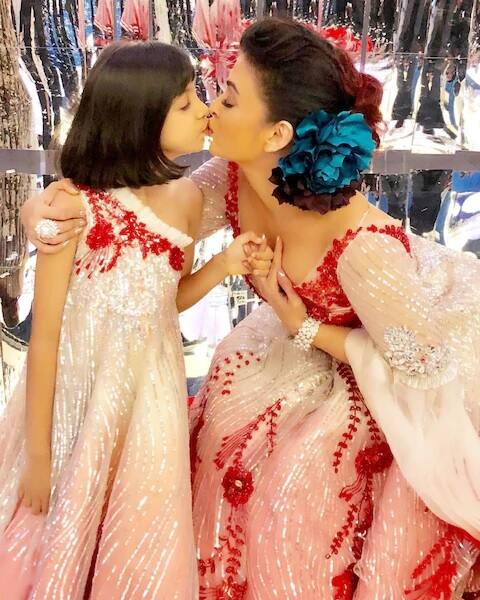 ৭: অভিভাবকরাই একমাত্র বুঝতে পারবেন সন্তানদের নিয়ে সারাদিন কাটানোর এই অনুভূতিটা।