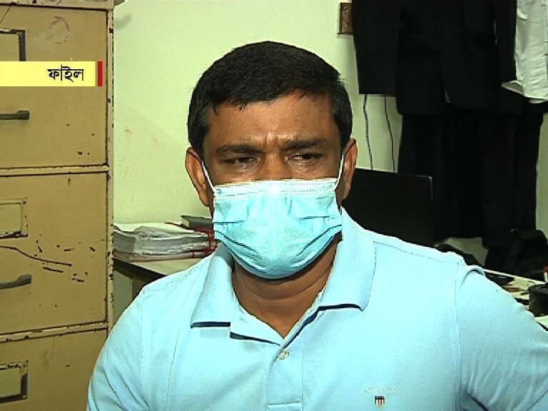 গরু পাচার মামলা: দিল্লি থেকে সিবিআইয়ের হাতে গ্রেফতার ব্যবসায়ী এনামুল হক Cow smuggling case: CBI arrests accused businessman Enamul Haque from Delhi গরু পাচার মামলা: দিল্লি থেকে সিবিআইয়ের হাতে গ্রেফতার ব্যবসায়ী এনামুল হক