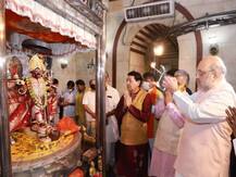 দক্ষিণেশ্বরে মা ভবতারিণীকে পঞ্চপ্রদীপ দিয়ে আরতি, তারপর করজোড়ে অমিত শাহ প্রার্থনা করলেন ...