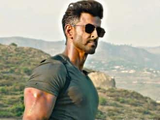 Hrithik Roshan in Talks to Play Spy in Hollywood Thriller গুপ্তচরের ভূমিকায় হলিউডে পা রাখতে চলেছেন হৃতিক রোশন