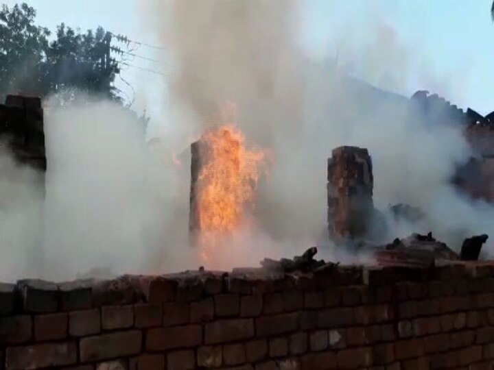 Fire at 6 Domjur factories ছিল প্রচুর দাহ্য বস্তু, ডোমজুড়ে আগুনে পুড়ে গেল পরপর ৬টি কারখানা