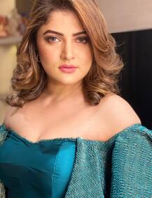 সম্পর্ক নিয়ে নিশ্চুপ শ্রাবন্তীর মন জুড়ে এখন 'সেকেন্ড বেবি', শেয়ার করলেন আগুন-ঝরানো ছবি